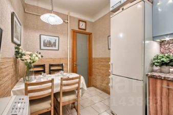 2-комн.кв., 68 м², этаж 2