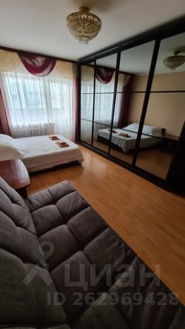 2-комн.кв., 65 м², этаж 2