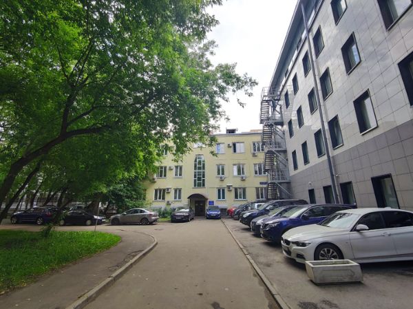 Бизнес-центр на ул. Образцова, 4с1