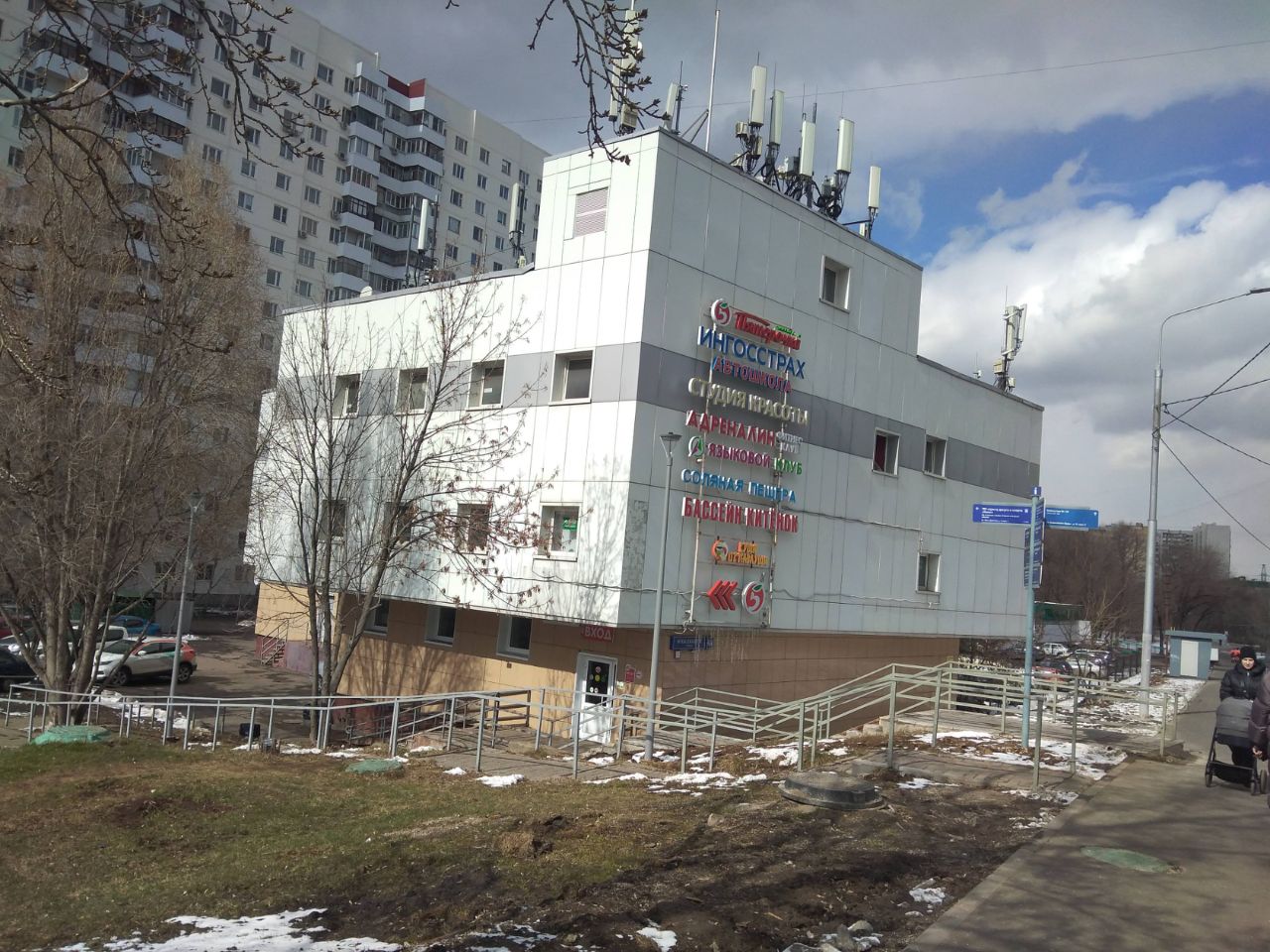 продажа помещений в ТЦ на ул. Мусы Джалиля, 4А