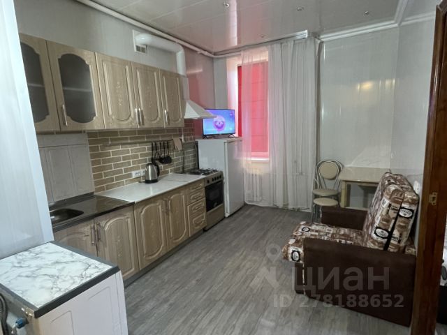1-комн. апарт., 27 м², 1/2 этаж