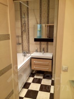 2-комн.кв., 50 м², этаж 8