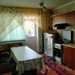 2-комн.кв., 64 м², этаж 3