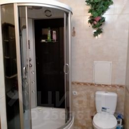 2-комн.кв., 64 м², этаж 3