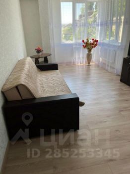 2-комн.кв., 85 м², этаж 3