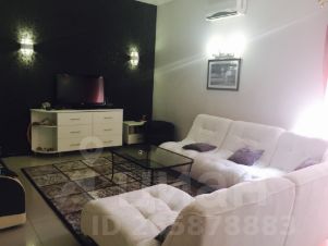 3-комн.кв., 136 м², этаж 1