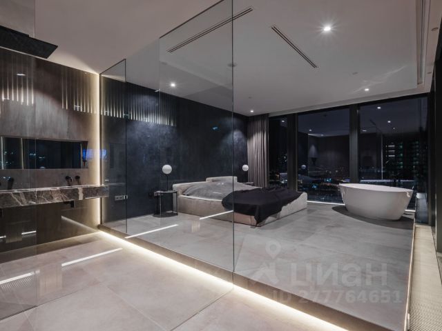 2-комн. апарт., 113 м², 66/75 этаж