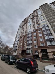 4-комн.кв., 100 м², этаж 7