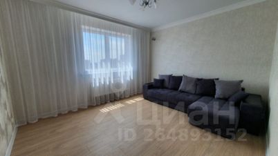 2-комн.кв., 65 м², этаж 10