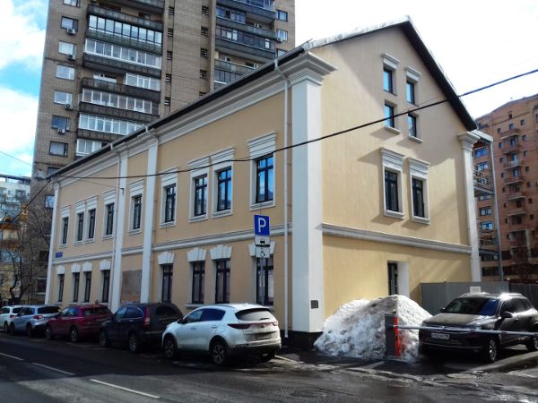 Особняк в 1-м Хвостовом переулке, 11с1