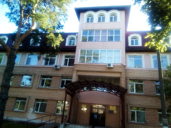 Административное здание на ул. Савушкина, 3