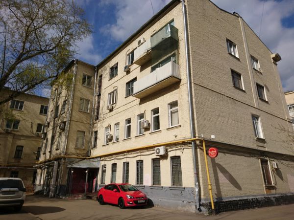Административное здание на ул. Большая Серпуховская, 44
