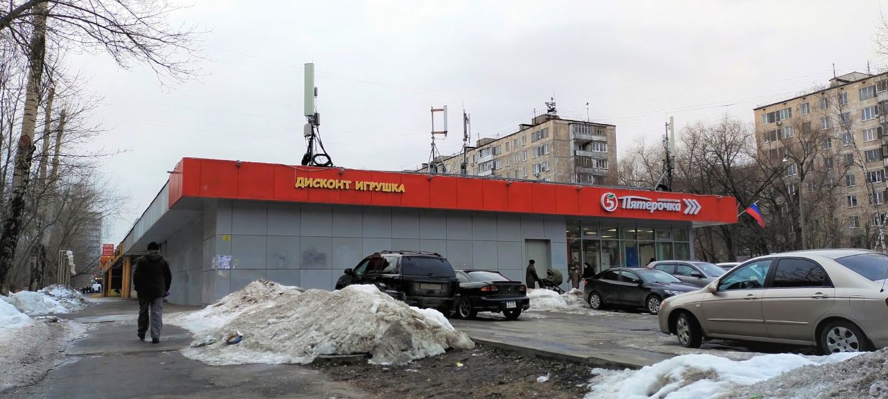 ТЦ на ул. Старый Гай, 8