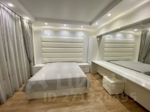 2-комн.кв., 81 м², этаж 4