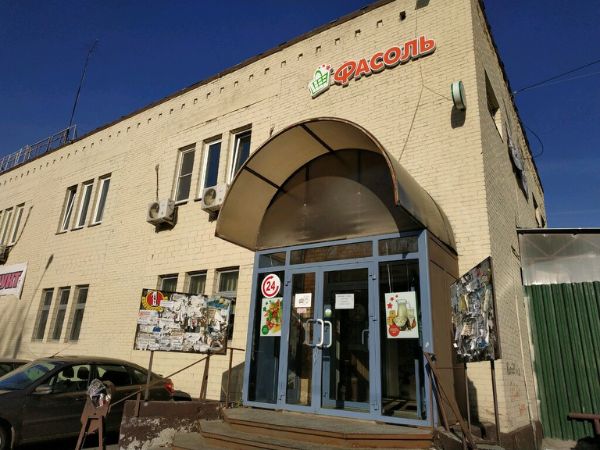 Отдельно стоящее здание на ул. Калмыкова, 9