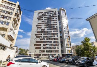 2-комн.кв., 70 м², этаж 7