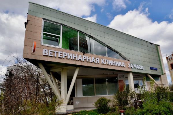 Отдельно стоящее здание на ул. Маршала Захарова, 6к1с2