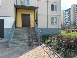 2-комн.кв., 74 м², этаж 9