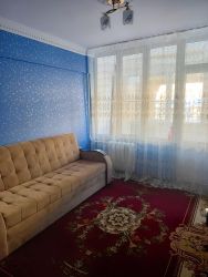 3-комн.кв., 90 м², этаж 3