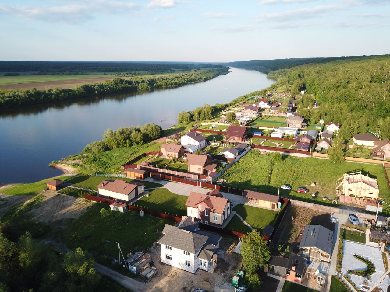 Купить земельный участок в коттеджном поселке Дали № 1 на Оке городского  округа Серпухова, продажа земельных участков - база объявлений Циан.  Найдено 2 объявления