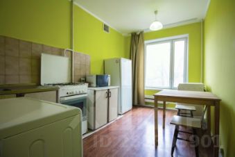 1-комн.кв., 38 м², этаж 3