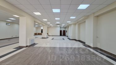 торг. площадь 680 м², этаж 1