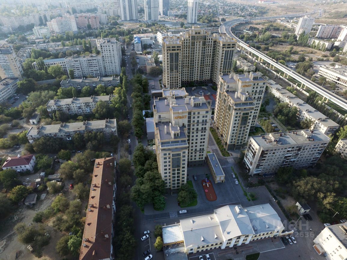 Купить трехкомнатную квартиру 113,8м² Бакинская ул., 6, Волгоград,  Волгоградская область - база ЦИАН, объявление 281232636