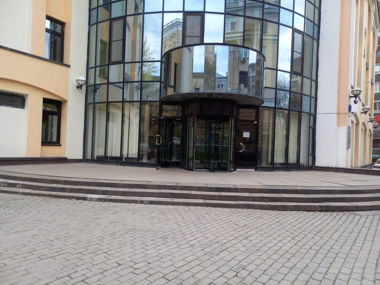 Бизнес Центр в 1-м Гончарном переулке, 8с6