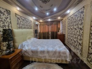 3-комн.кв., 100 м², этаж 4