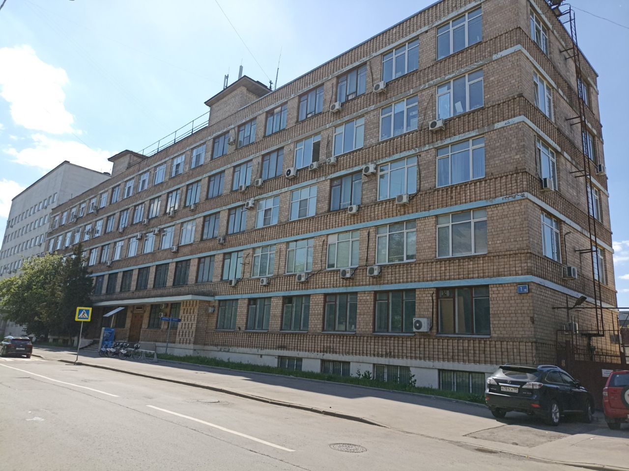 продажа помещений в БЦ на ул. Часовая, 24с3