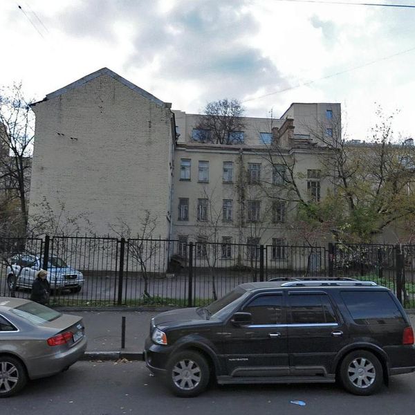 Бизнес-центр в Большом Трёхгорном пер., 15с2