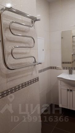 2-комн.кв., 70 м², этаж 19