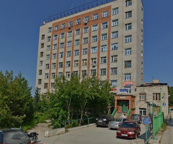 Офисное здание на ул. Демакова, 27