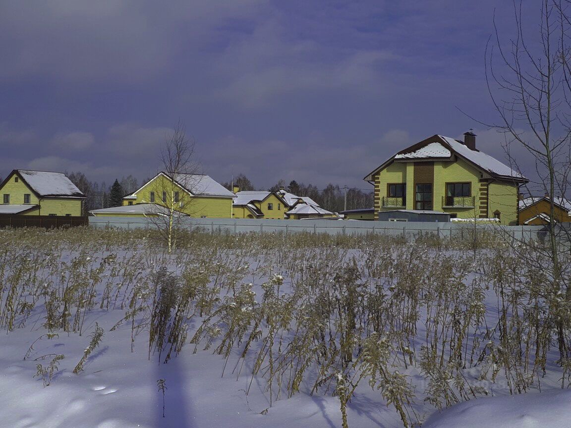 Купить загородную недвижимость в коттеджном поселке Старомихайловское в  деревне Старое Михайловское, продажа загородной недвижимости - база  объявлений Циан. Найдено 3 объявления