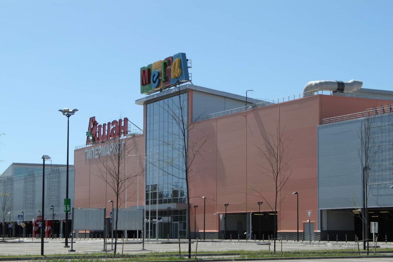 Торгово-развлекательном центре Мега