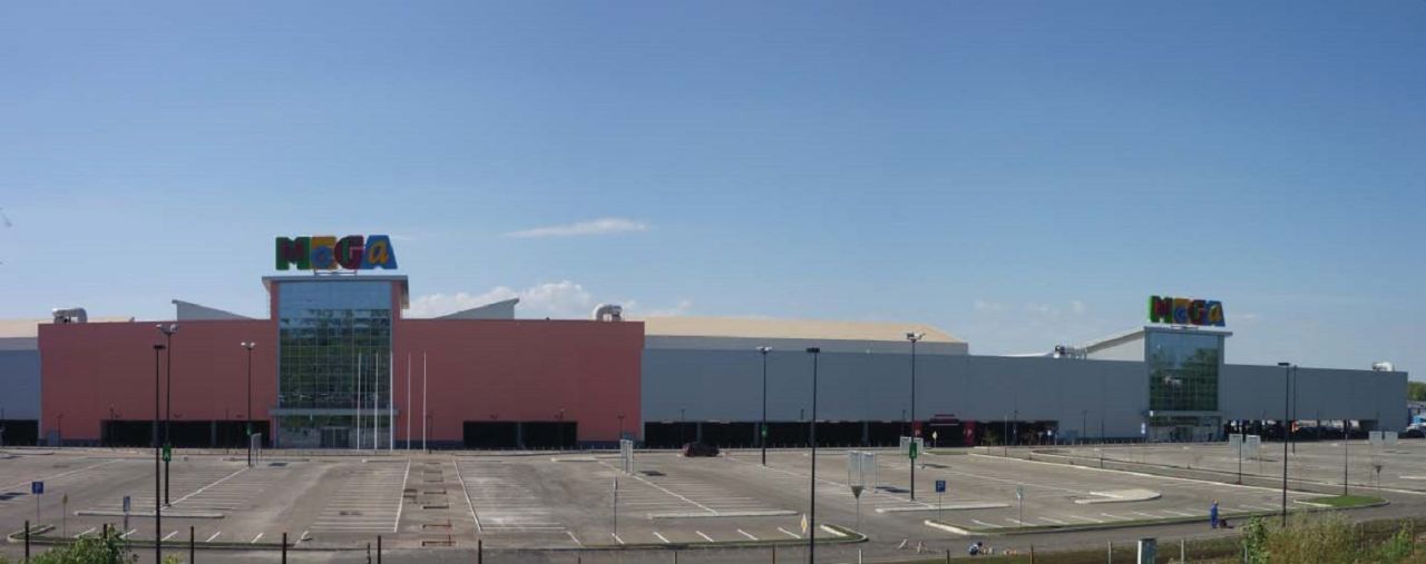 Торгово-развлекательном центре Мега