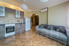 2-комн.апарт., 40 м², этаж 8