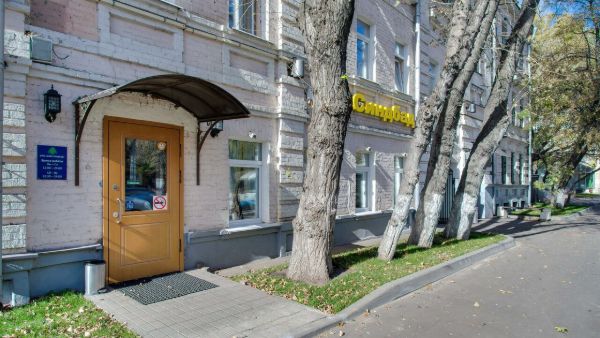 Отдельно стоящее здание на ул. Люсиновская, 62