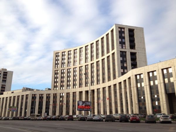 Административное здание на ул. Маши Порываевой, 11Б
