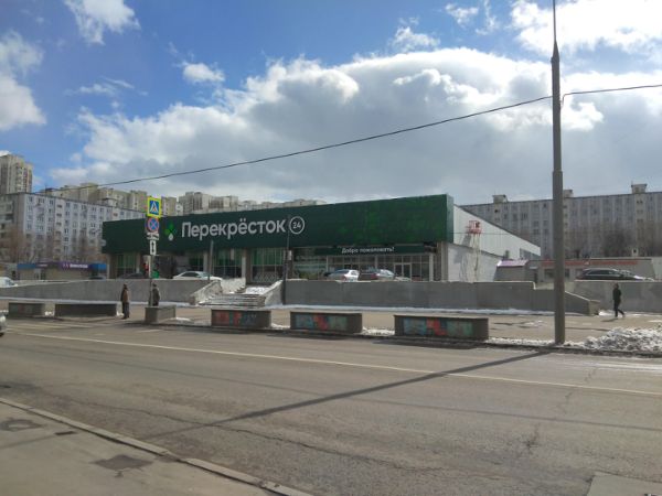 Торговый центр на ул. Шипиловская, 50к1