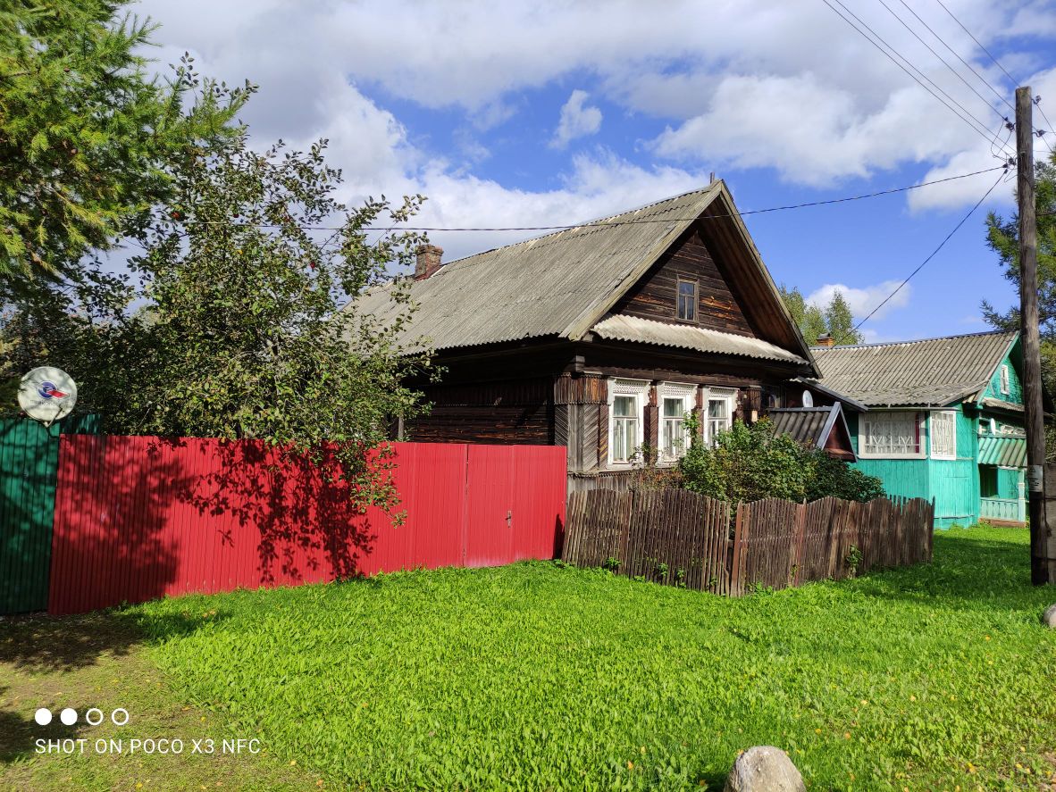 Купить дом на набережной Шлинская в поселке городского типа Красномайский,  продажа домов - база объявлений Циан. Найдено 1 объявление