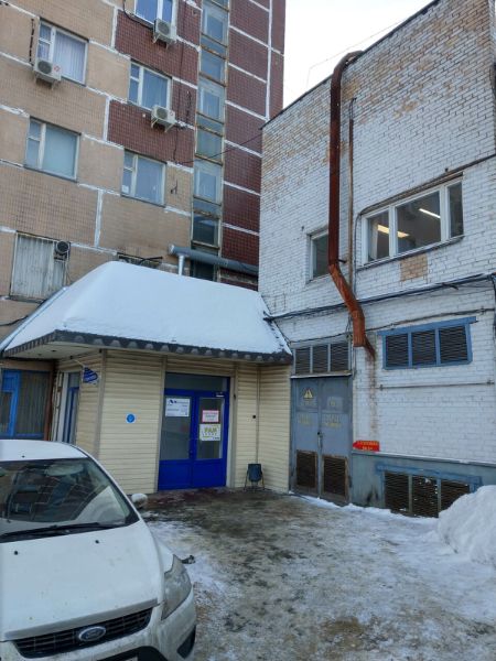 Отдельно стоящее здание на Кутузовском проезде, 16