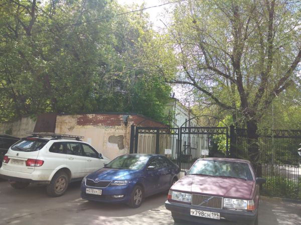 Отдельно стоящее здание на ул. Авиамоторная, 34