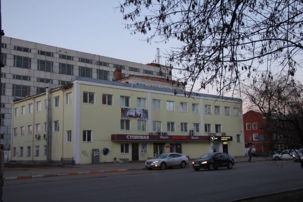 Отдельно стоящее здание на ул. Михалевича, 37