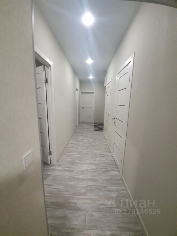 3-комнатная квартира, 72 м² — фото 1