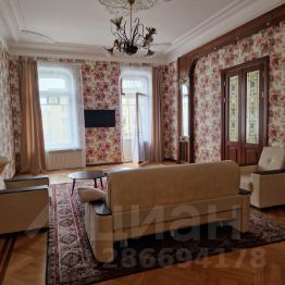 2-комн.кв., 80 м², этаж 3