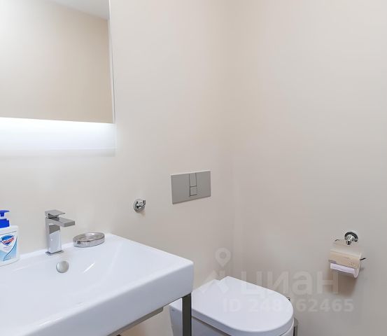 2-комн., 120 м², 63/85 этаж