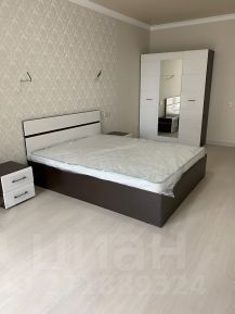 3-комн.кв., 90 м², этаж 7