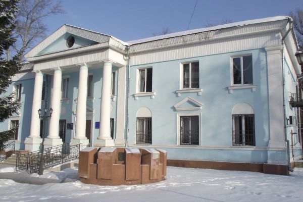 Административное здание в Чёрноозёрском проезде, 2