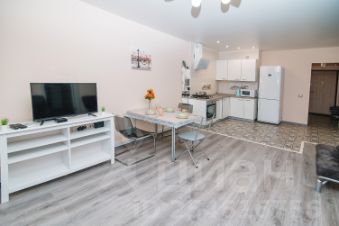 3-комн.кв., 80 м², этаж 1